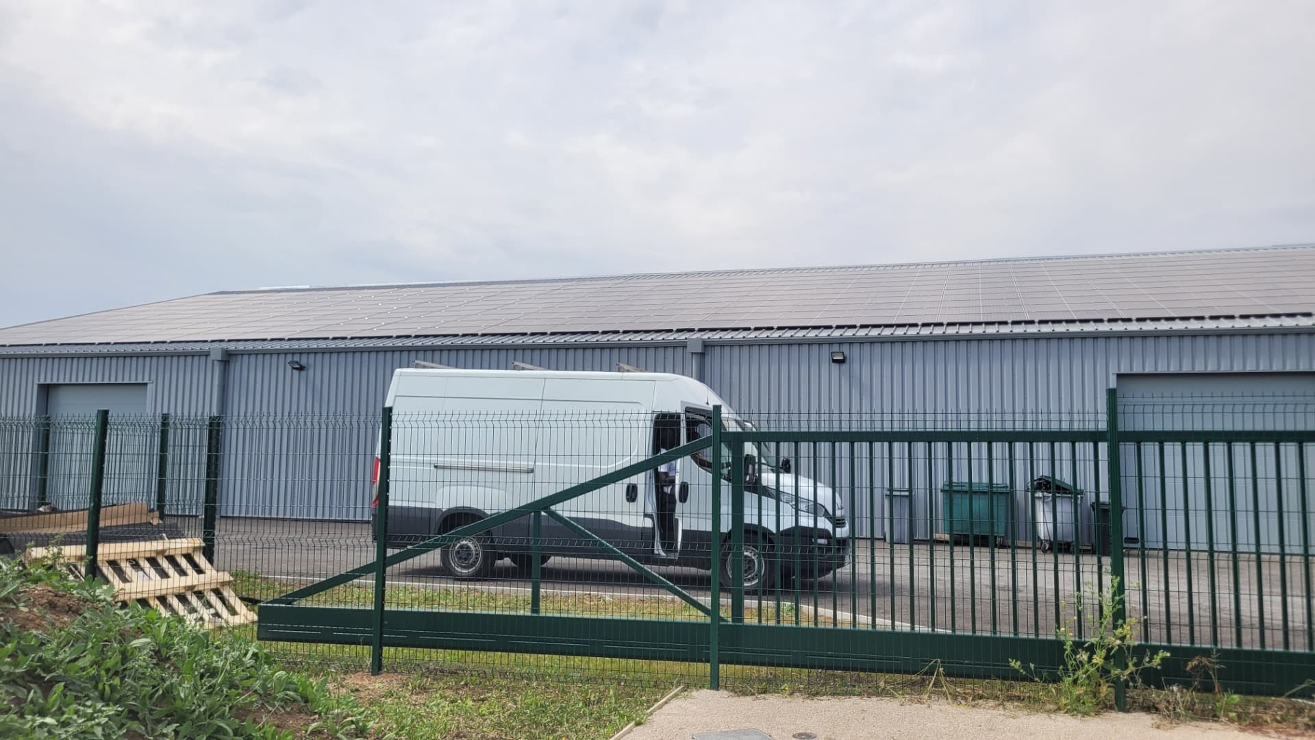 Centrale photovoltaïque professionnelle et gestion de l’énergie
